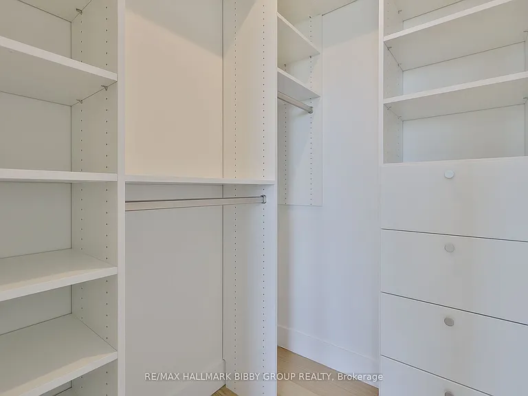 1414 Bayview Ave #605 — Photo 16