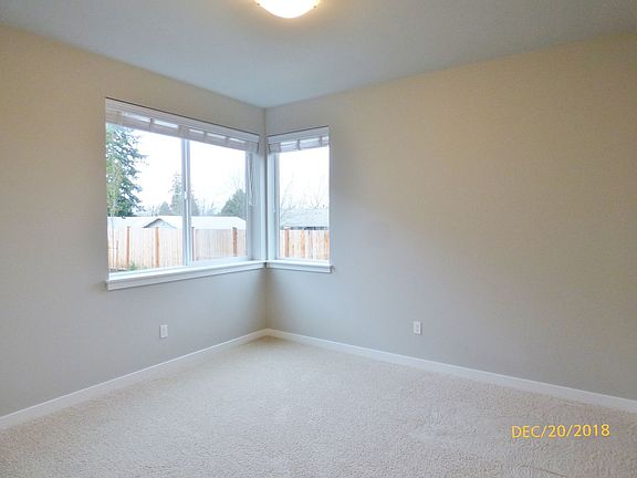 3rd image of 3230 148th St SW Unit E6