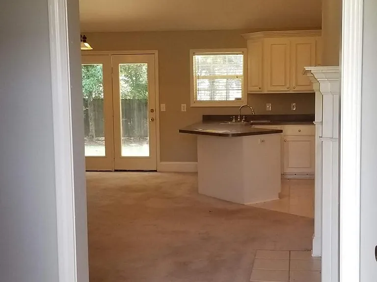 124 Hunters Row — Photo 14