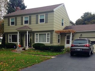 432 Long Acre Rd, Rochester, NY 14621