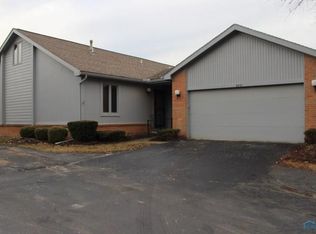 5827 Greenridge Ln #A, Toledo, OH 43615