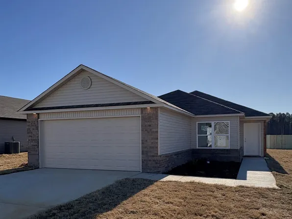 7065 Potomac Trl, Bauxite, AR 72011