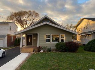 278 Park Ave, Freeport, NY