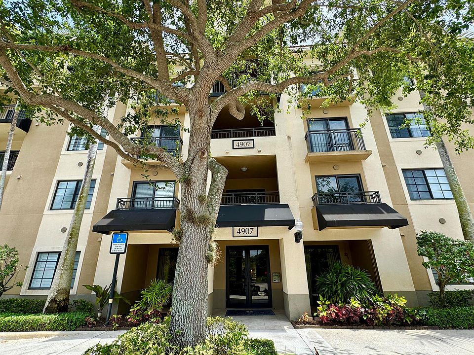 1st image of 4907 Midtown Ln APT 1215