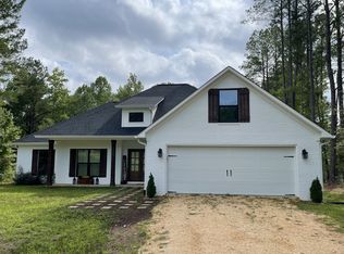 700 Strike King Dr, Cedar Grove, TN 38321