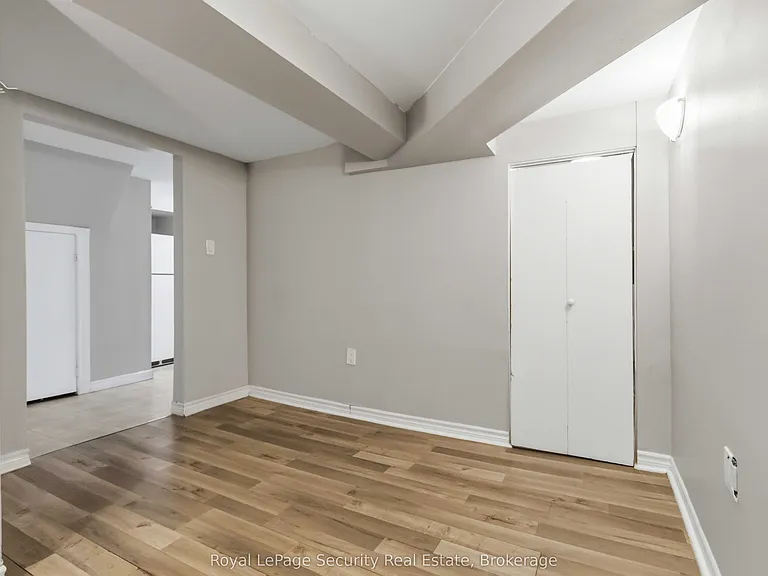 3372 Fellmore Dr #BASEMENT — Photo 20