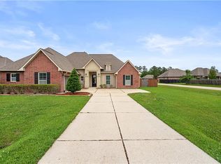 134 Laurel Oaks Rd, Madisonville, LA 70447