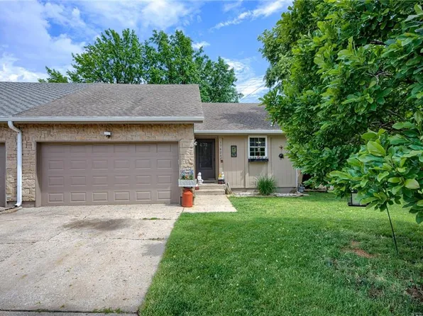 17425 E 42nd St S, Independence, MO 64055