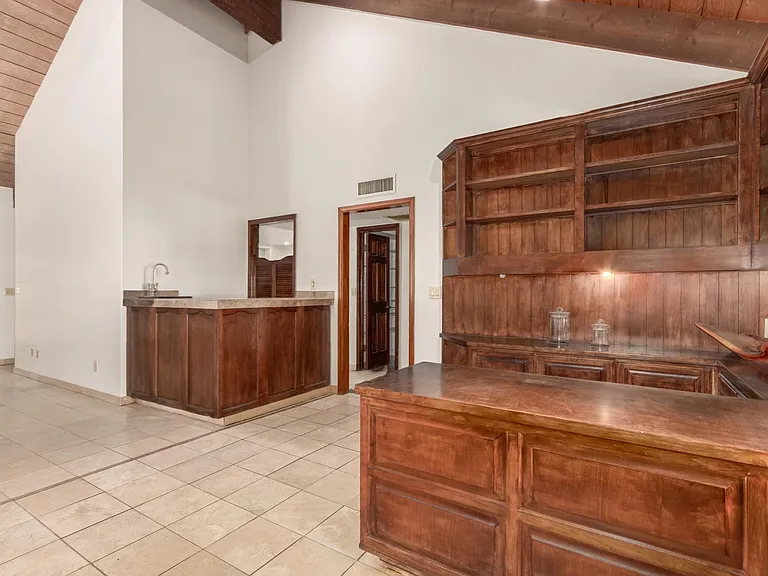 805 W Toledo St — Photo 14