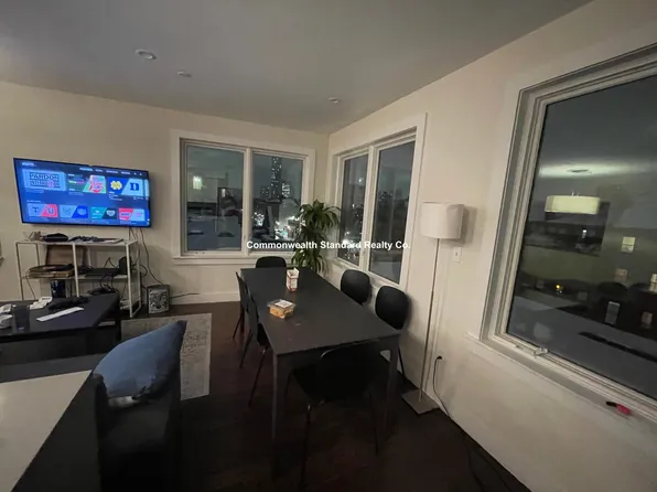 1 Parmelee St, Boston, MA