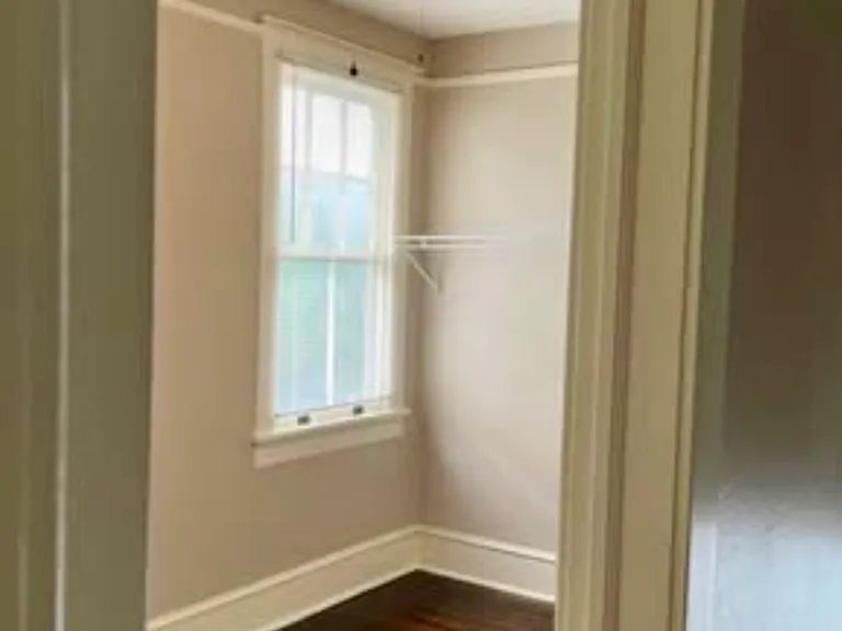 210 Jefferson Ave — Photo 6