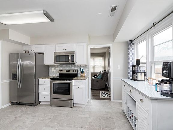 5th image of 4408 Loring Rd