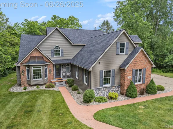 5408 N Seymour Rd, Flushing, MI 48433