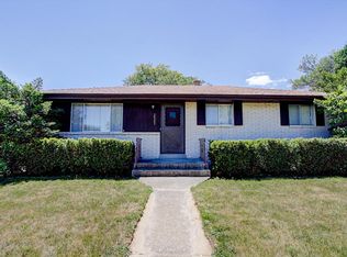 2523 W Lindenwood Ave, Oak Creek, WI 53154