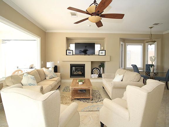 4th image of 351 Arbour Garden Ave
