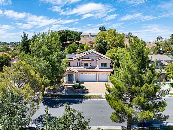 4th image of 213 Grand Canyon Dr