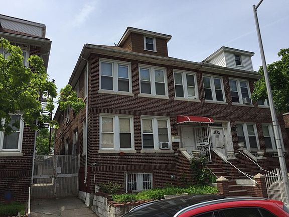 2nd image of 3448 92nd St