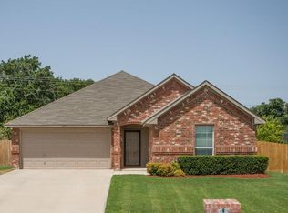 237 Wellington Trl, Weatherford, TX 76085