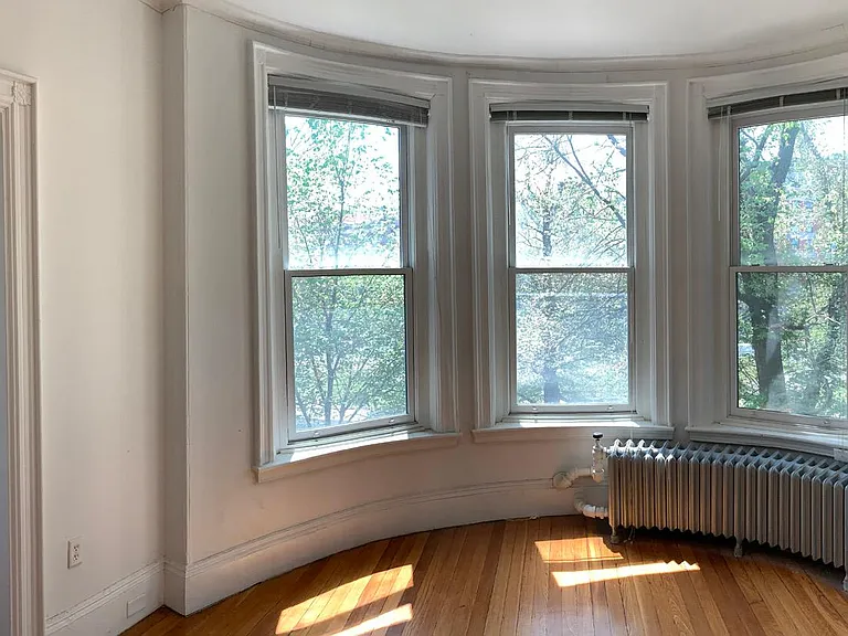 391 Commonwealth Ave — Photo 4