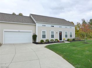 8704 Wakefield Run, North Ridgeville, OH 44039