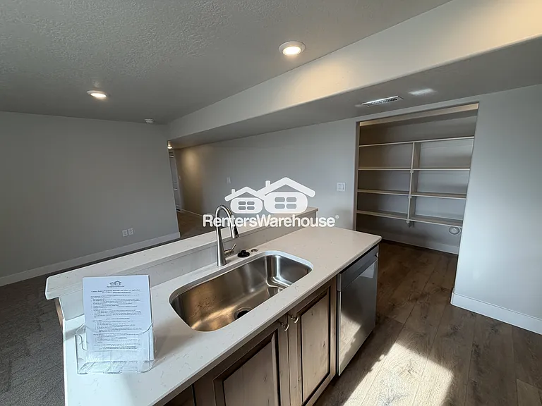 373 N 2625 W — Photo 13