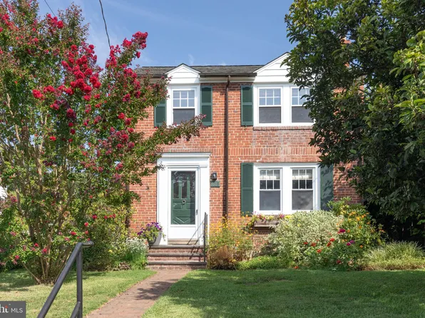 123 Erdenheim Rd, Glenside, PA 19038