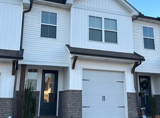 225 Harper Village Way, Lenoir City, TN 37771