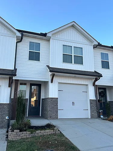 225 Harper Village Way Photo 1