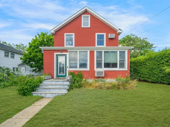 105 Prospect Avenue, Lynbrook, NY 11563