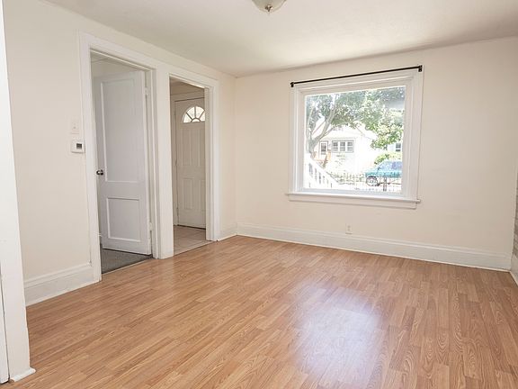 4th image of 4314 N Monticello Ave #1