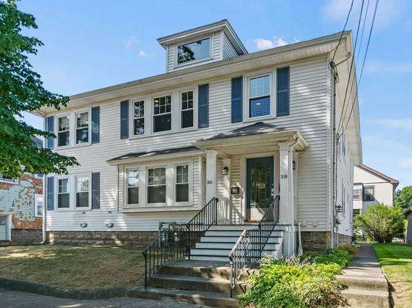 38 Newton St #38, Belmont, MA 02478