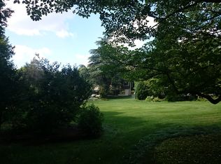 33 Lawrence Rd, Newton, MA 02467