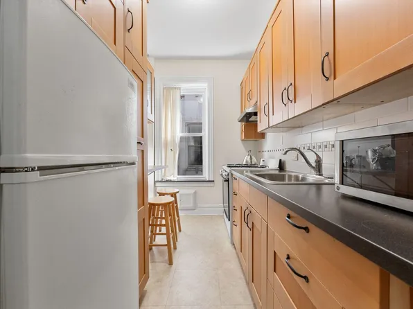 521 41st Street image 12 of 21