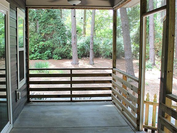 Screened in Porch