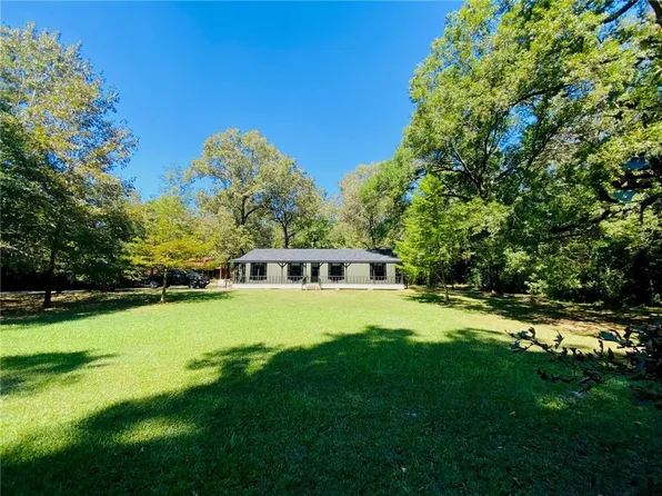 5607 Donahue Ferry Rd, Pineville, LA 71360