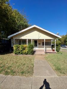 1015 E Morphy St, Fort Worth, TX, 76104