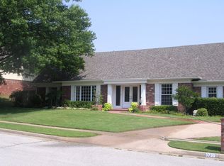 5739 E 63rd Pl, Tulsa, OK 74136