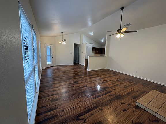 2nd image of 211 Teakwood Ln