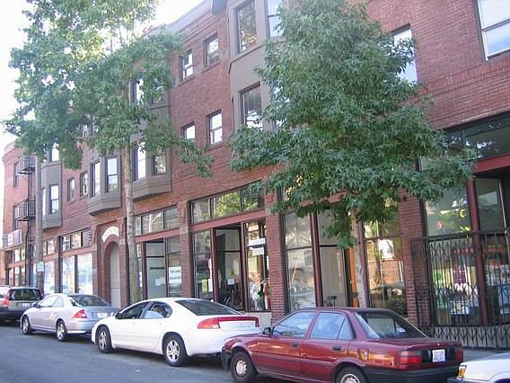 1st image of 1323 E Pine St Unit 311