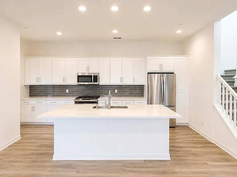 583 Townsend Way — Photo 9