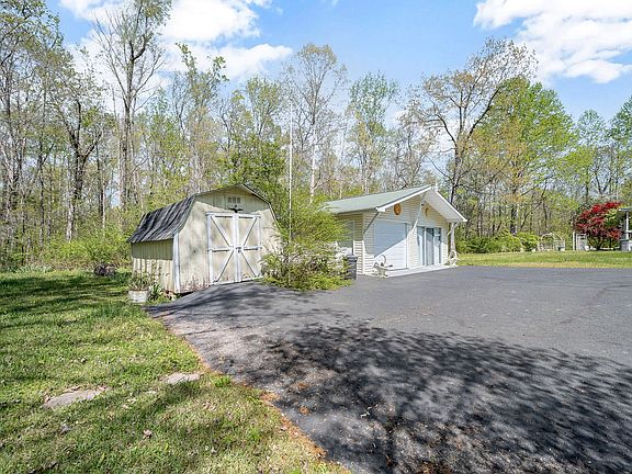 2nd image of 48 Enfield Dr