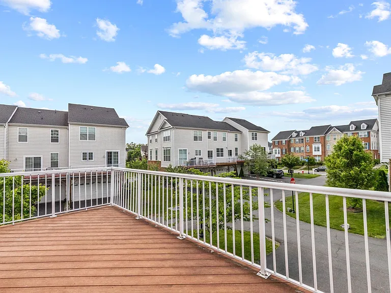 Composite deck