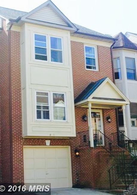 1st image of 810 Shaw Ct
