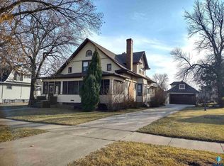218 W 4th St, Miller, SD 57362