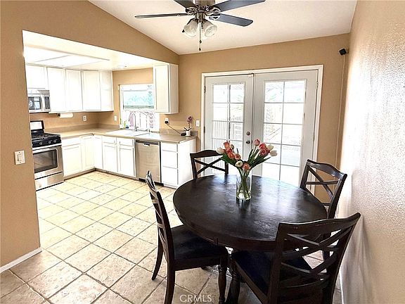4th image of 11703 Black Hawk Ln