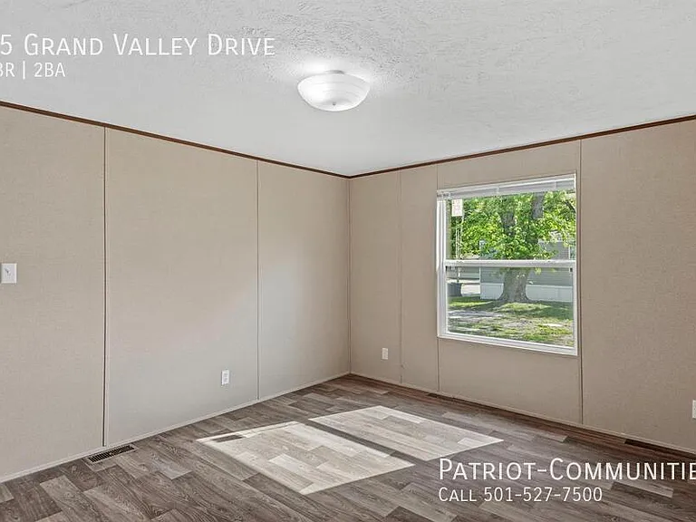 15 Grand Valley Dr — Photo 12