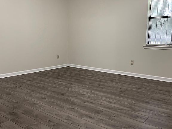 3rd image of 6612 Willow Pointe NW APT B