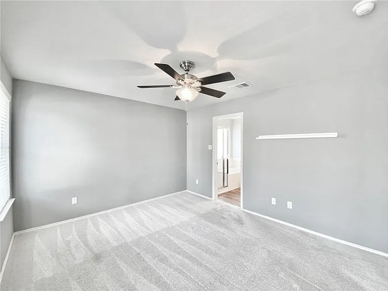 1812 Lost Maples Loop — Photo 23