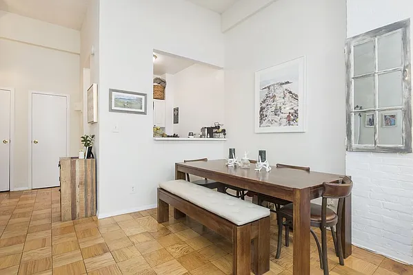 Rented by Bold New York | media 11