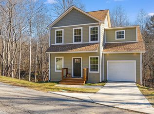 179 S Briarcreek Ct, Hendersonville, NC 28739